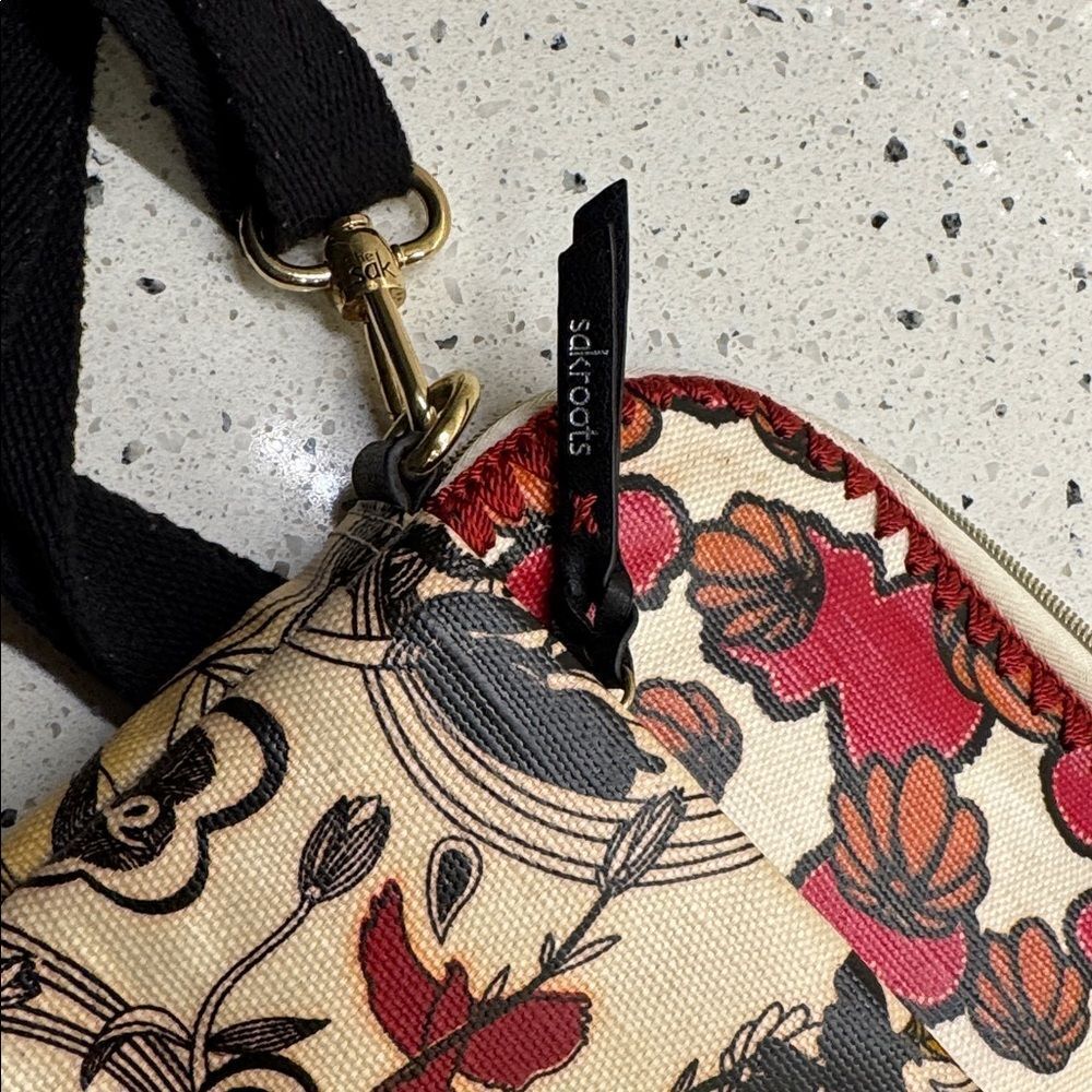 Sakroots Boho Chic Botanical Floral Laptop Case Crossbody Coated Canvas Bag EUC - Picture 6 of 12